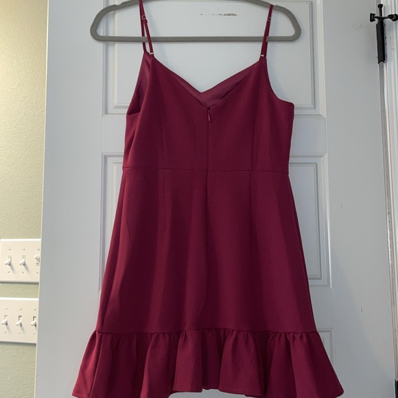 Berry Ruffle Bottom Dress - Picture 3 of 4